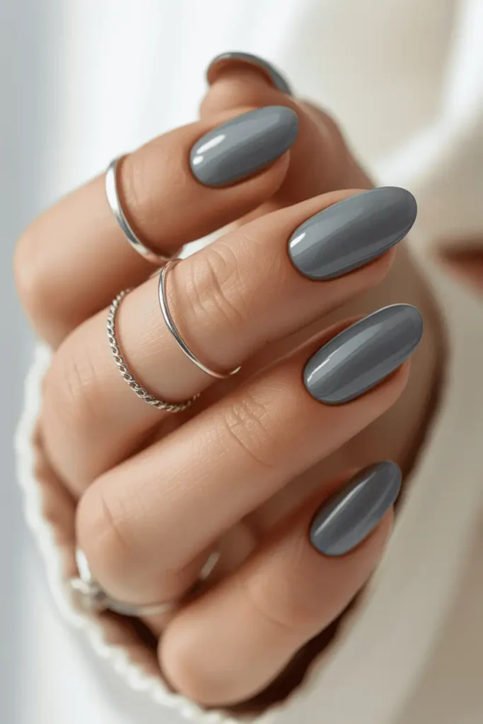 Cool-Toned Dove Gray Ovals