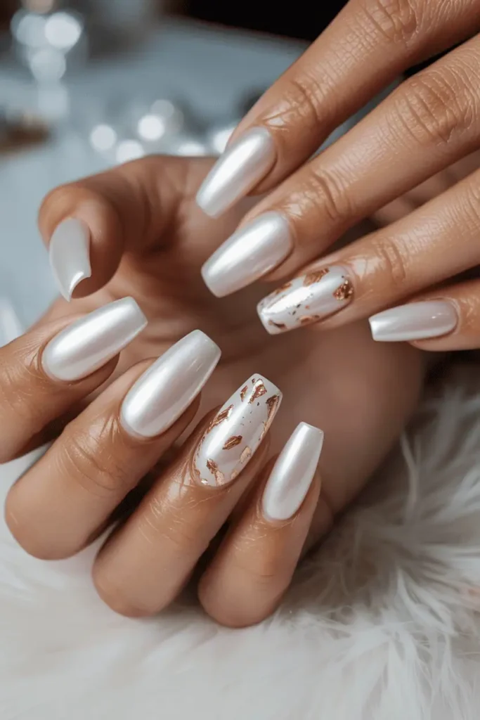 Pearlescent White with Gold Flakes